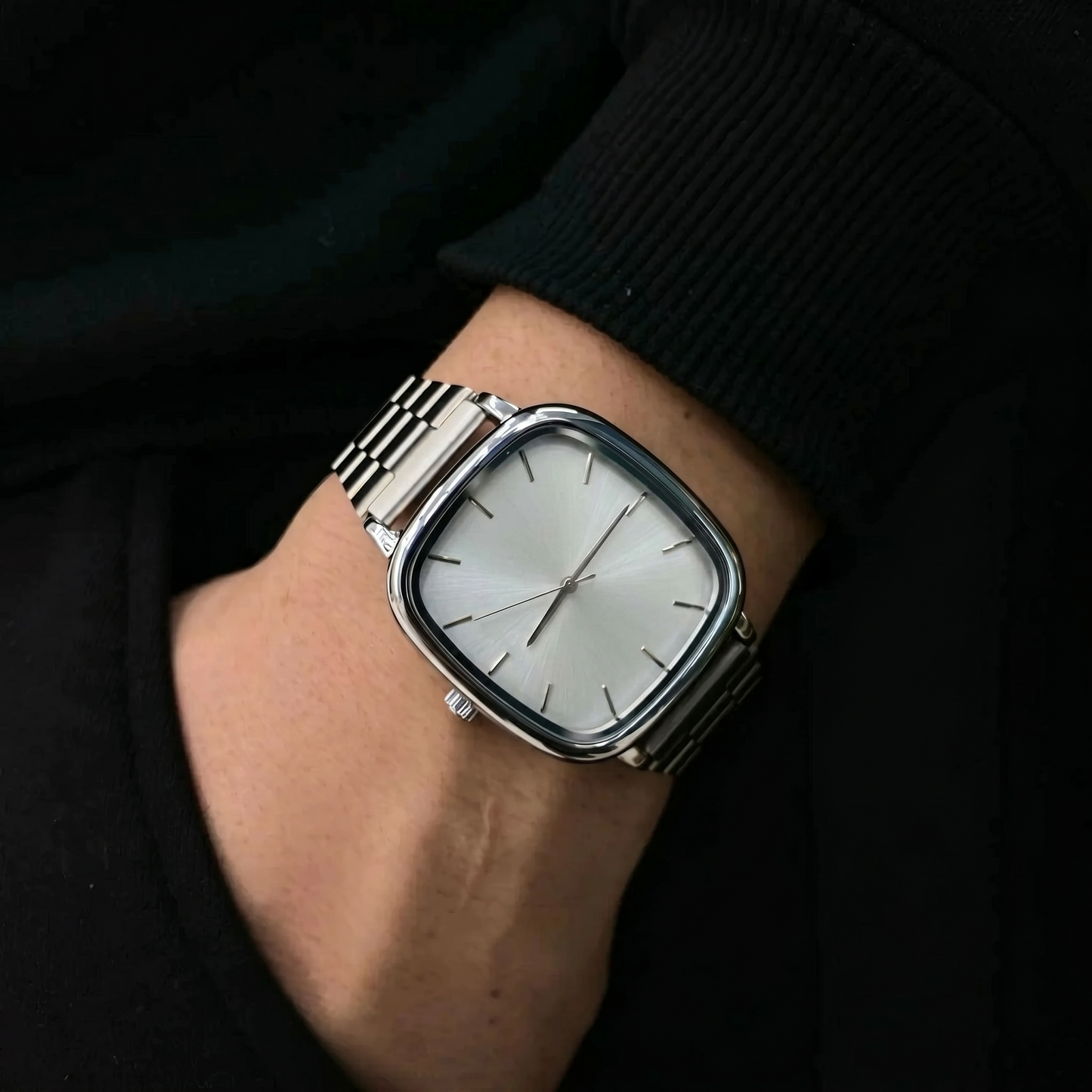 Luxurious 36mm Watch - Water Resistant| Transferred steel